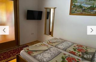 Camere de închiriat Floarea Reginei - 2