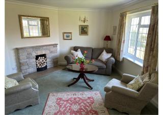 Thatched Cottage - Sleeps 6 with Countryside Views - Dorchester - 4