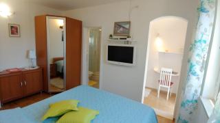Studio apartment in Bol with balcony, air conditioning, WiFi, washing machine 3634-3 - Bol - 9