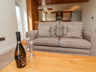 Apartment 2 - Scarborough - 5