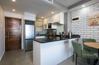 Stylish Gem in East Point 19 - Durban - 2