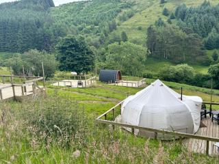 Reservoir View Glamping Pod - 0
