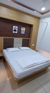 Hotel Rishva - Jāmb - 0