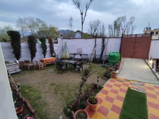 New Heaven Canal Guest House - Srinagar - 0