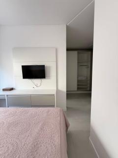 3 suítes com jacuzzi e banheira, próx do Hard Rock Café em Meia Praia - Itapema - 1