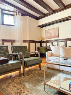 Authentic Spacious 1BDR In Downtown Montreal - Montréal - 9