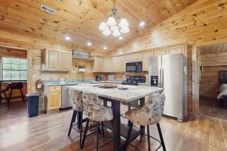 NautiPine Lodge - Sevierville - 3