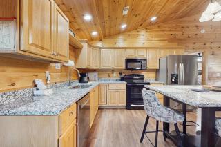 NautiPine Lodge - Sevierville - 1