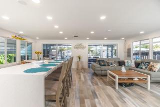 Fully Remodeled 3 Bedroom Waterfront home with Boat Dock and Boat Lift - Key Largo - 6