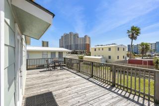 Byron's Beach House - Gulf Shores - 8