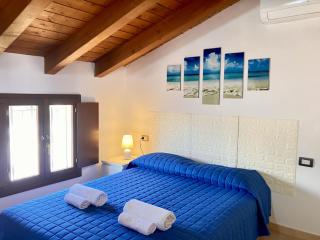 Attico con ampio terrazzo e vista mozzafiato vicino il mare - Castelsardo - 6
