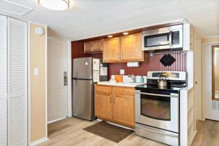 325 6th Ave Unit A - 6