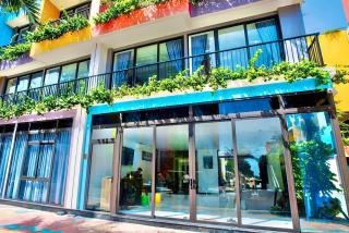Romantic Hotel - Flamingo Ibiza Hải Tiến - 4