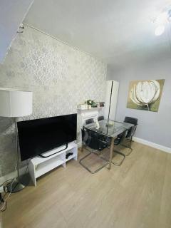 Apartments in the Heart of High Street Kensington - London - 6