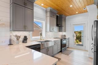 Southern Malibu 6 Bedroom Vacation Home - Pawleys Island - 7