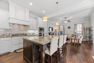 Modern Allen Prairie Retreat - Allen - 6