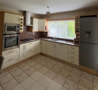 Serene Home - Ennis - 8