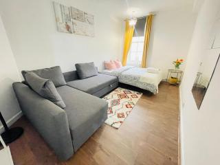 Shoreditch Rooms Near Tower Bridge - London - 0