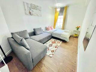 Shoreditch Rooms Near Tower Bridge - London - 1