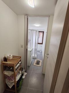Studio Zen con Parcheggio gratuito e Check In Automatico 24 ore su 24 - Casale Monferrato - 2