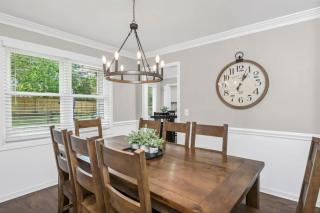 Winds of Lexington Sleeps 8 - 2