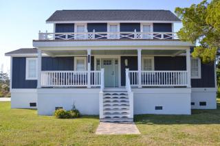 4BR Historic Home Private Dock Fishing - - 1