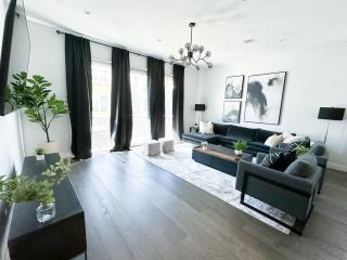 High-End 3BR 3.5BA Heights Home w Rooftop and WiFi - Houston - 4