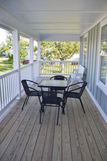 4BR Soundfront cottage Private Dock Fishing - - 8