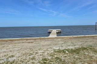 4BR Soundfront cottage Private Dock Fishing - - 1
