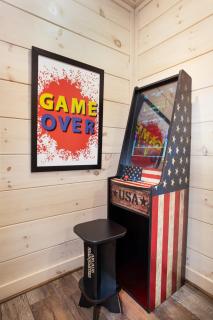 Creekside Paradise Hot Tub Arcade Games NEAR PF - 5