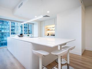 Stunning 2-Bedroom Duplex in Dubai Marina - 2