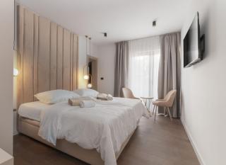 NEW! Villa San Pietro – A Luxurious Seaside Retreat in Kaštel Štafilić - Kaštela - 4