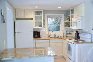 Steps to Beach 2BR 2BA duplex - Atlantic Beach - 7