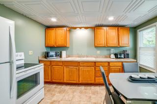 Less Than 2 Mi to SUNY Cortland Unit with Private Parking - Cortland - 3