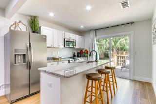 3 Mi to Dtwn Entertainment Pensacola Family Home! - Pensacola - 1