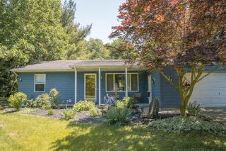 Private Pool - Game Room - Movie Room - Fennville - 6