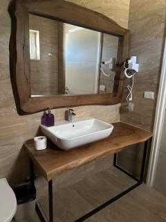 Beachfront Villa with Private Pool by Monika Experiences - Golem - 3