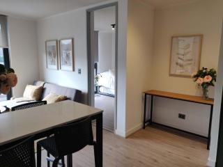 Discover Providencia from Our Stylish 2BR - Santiago - 4