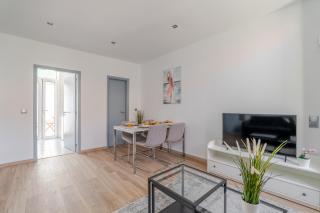 HostWise - Traditional House with Terrace - Porto - 3