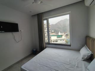 Ganga Kinare Yoga Hotel - Rishīkesh - 4