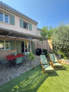 House Isabelle in Golf Saint Endreol, Provence, great view - La Motte - 9