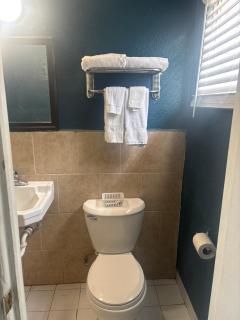 Budget Inn - Nocona - 8