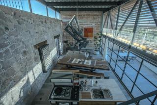 3 deptos en el mismo lugar: Penthouse con doble altura y magnífica arquitectura, Loft con cocina integral y Departamento en planta baja con patio. - San Miguel de Allende - 3