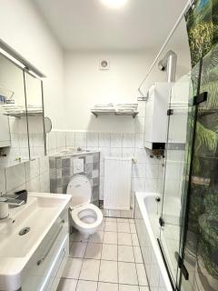 Renovierte und klimatisierte 70qm City-Wohnung mit Balkon - Saarbrücken - 3