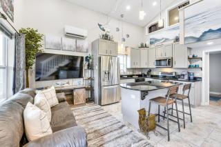 13 Mi to St Andrews State Park Cabin with Patio! - Panama City - 8