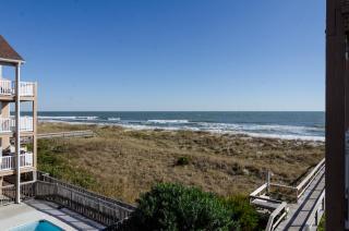 Sandy Sunrise by Bryant Real Estate - Carolina Beach - 8