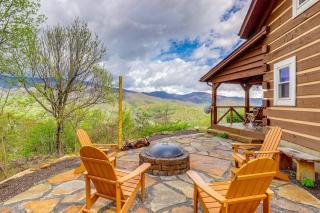 True Log Cabin with Game Room, Year-Round Views - Waynesville - 9