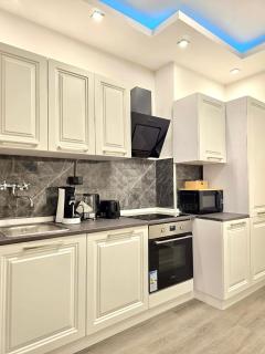 City Stay Apartment - renoviert & klimatisiert - 1