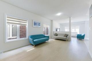 Entire 4BR Detached Home 15 Mins from the Falls, in Thorold, Perfect for 10 guests - Thorold - 4