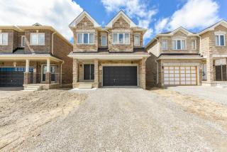 Entire 4BR Detached Home 15 Mins from the Falls, in Thorold, Perfect for 10 guests - 0
